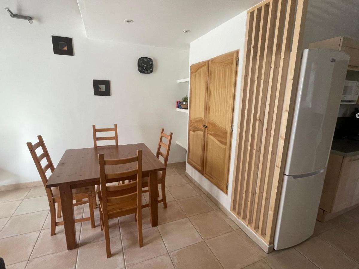 Logement Tout Confort Au Calme Entre Saint Tropez Et Les Gorges Du Verdon Le Thoronet Zewnętrze zdjęcie